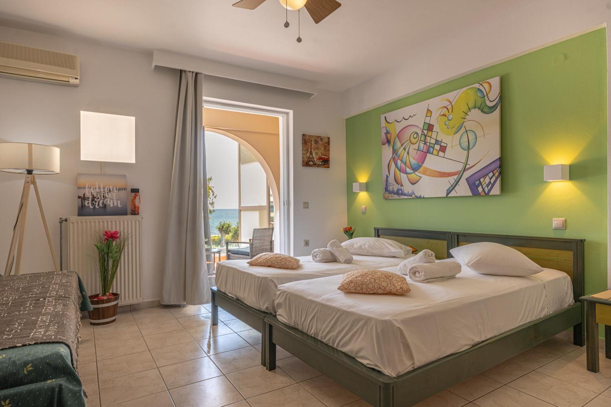 Mandy Seafront Studios Zakynthos Town Exterior photo
