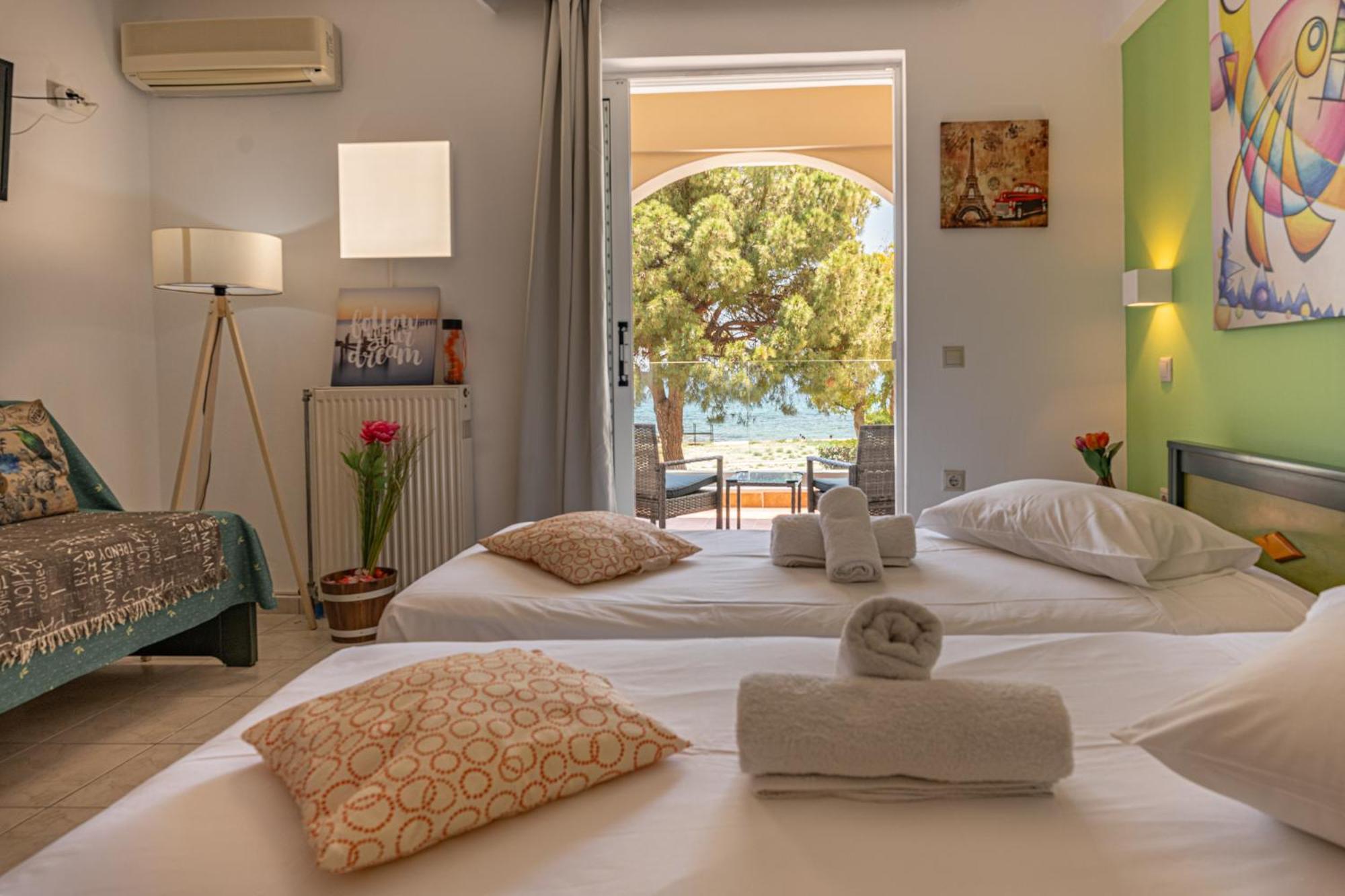 Mandy Seafront Studios Zakynthos Town Exterior photo