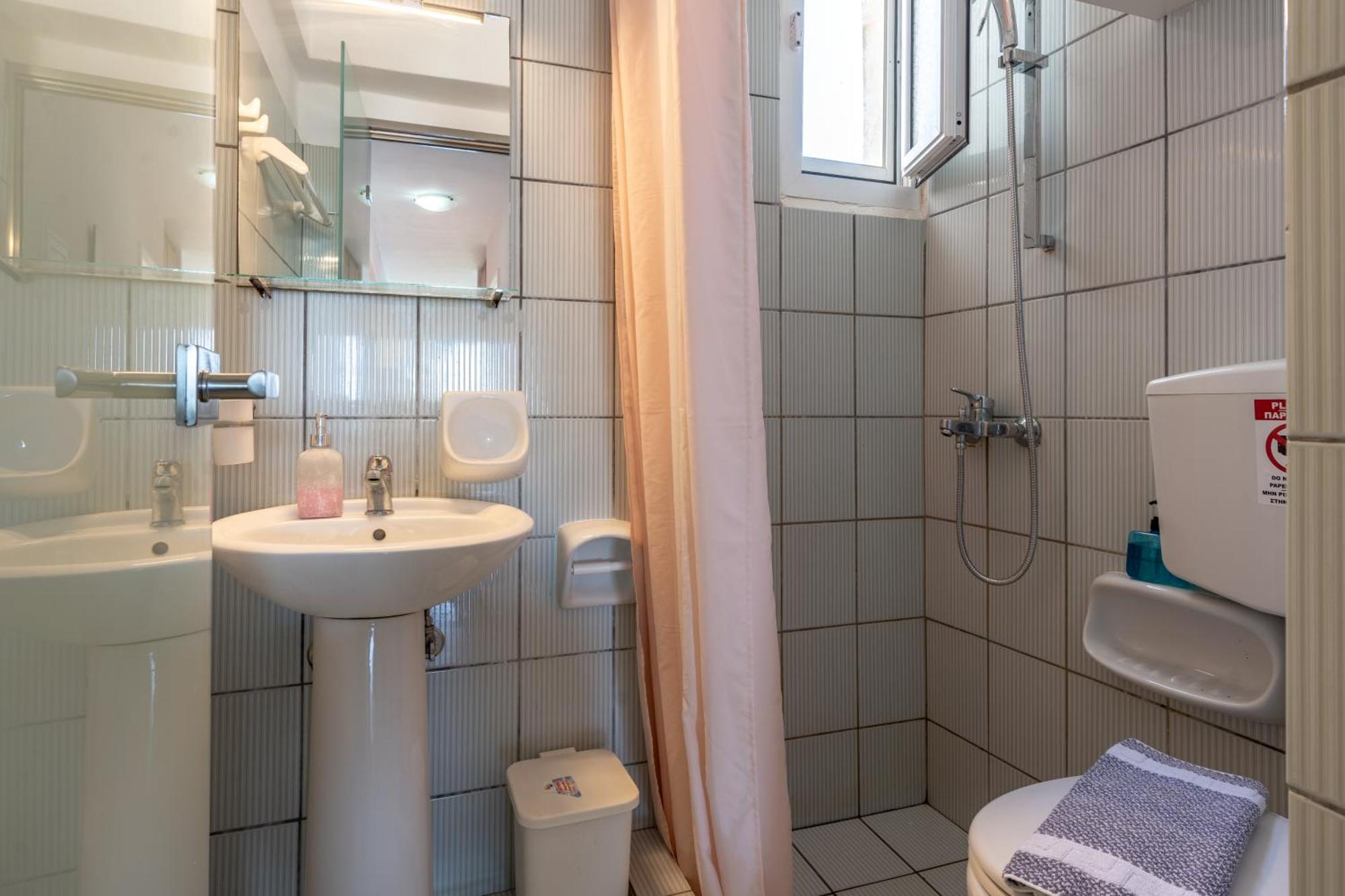 Mandy Seafront Studios Zakynthos Town Room photo